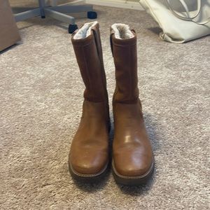Brown fur lined Clark Boots
